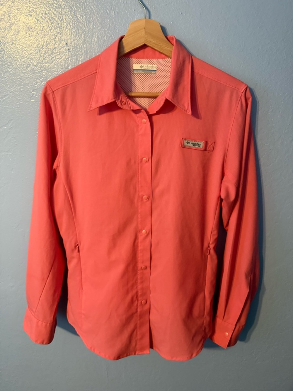 3 for $30! 💅🏻 Columbia Coral Pink Outdoor Snap-Front Shirt 💅🏻 Bundle SALE!